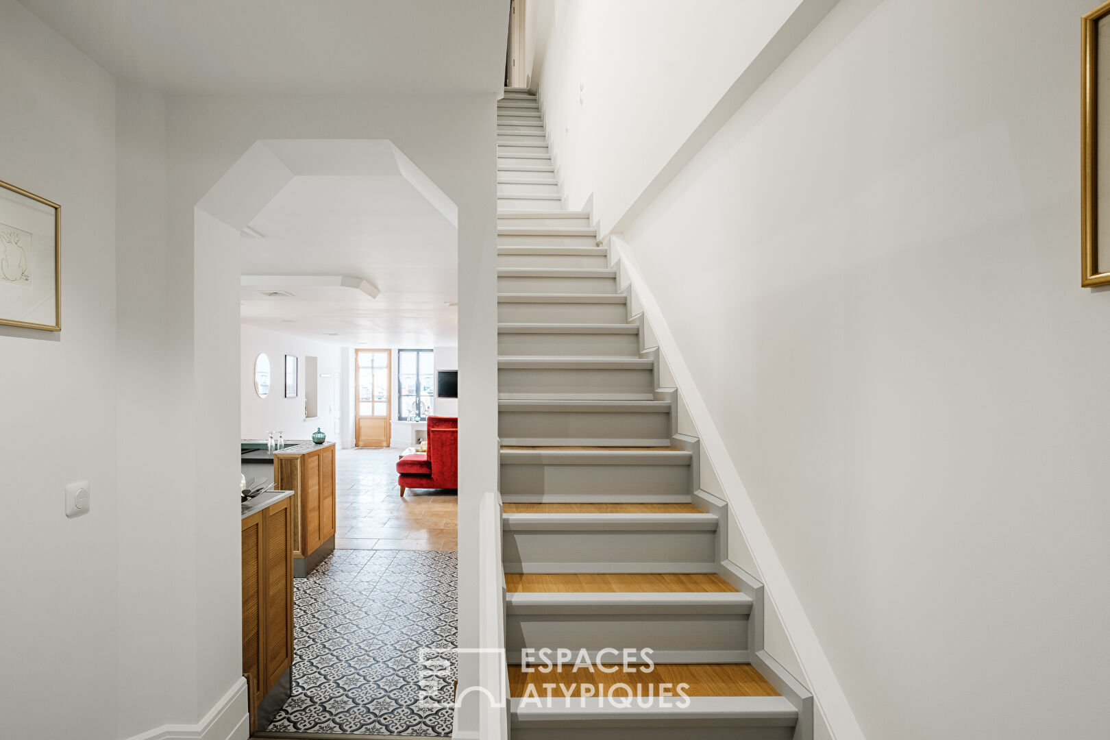 Townhouse in the center of a town of character
