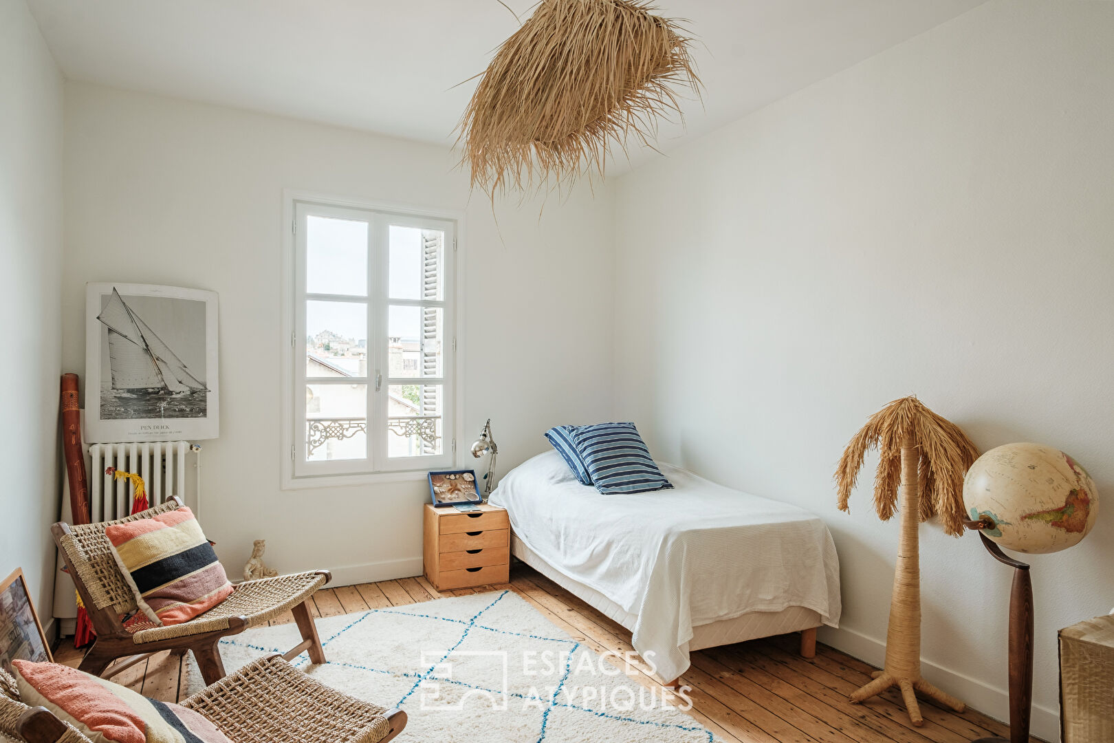 Family home in the heart of town