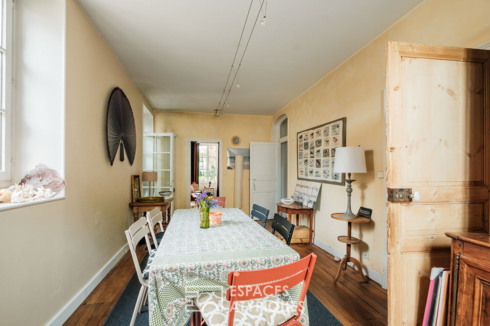 Family home in the heart of town