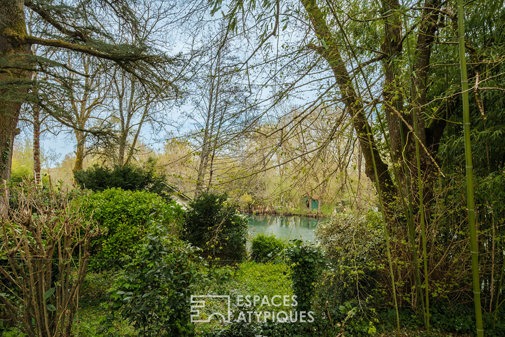 Duplex on the banks of the Sèvre