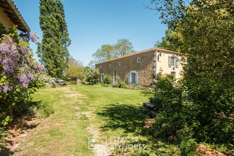 L&rsquo;élégance rustique : Vaste domaine familial et ses gîtes dans un écrin de verdure