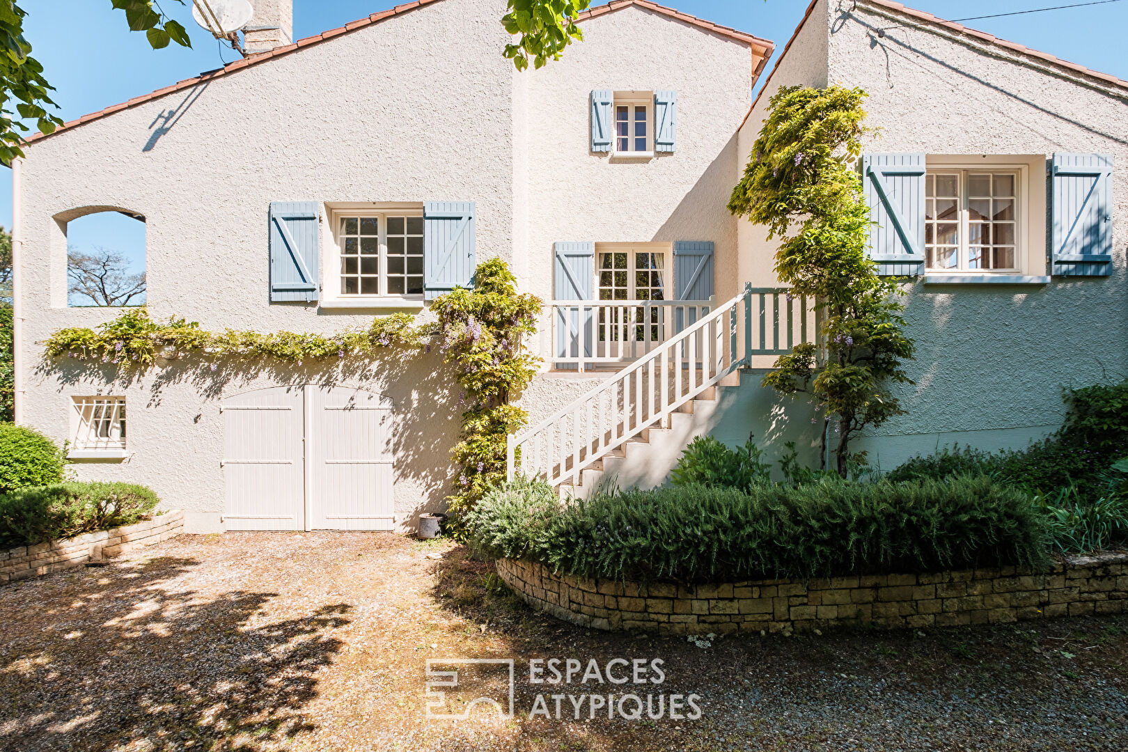 Maison aux allures méditerranéennes avec une vue imprenable