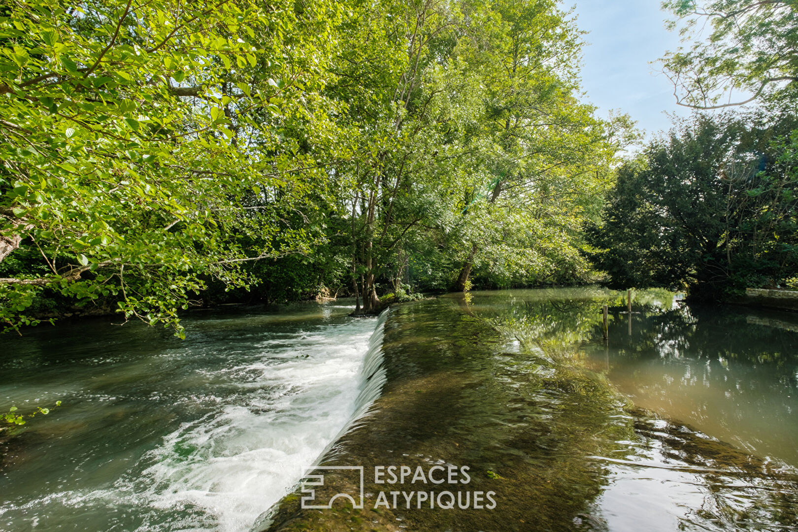Ancien moulin du XVIIème siècle et son gîte indépendant