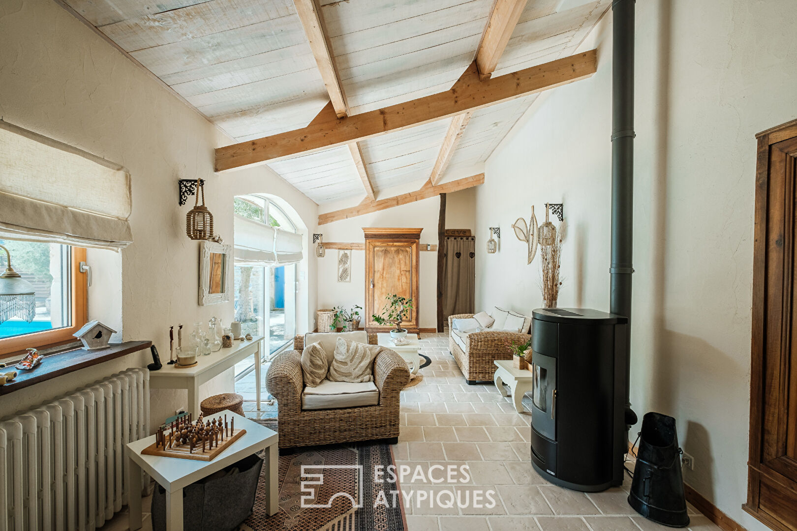 Propriété de charme avec jardin et piscine