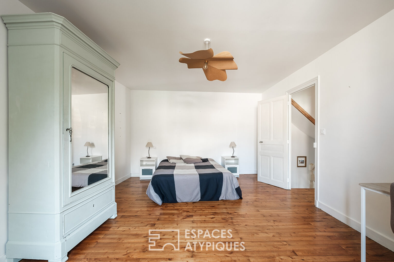 Maison de charme rénovée avec studio indépendant et piscine au coeur de la nature
