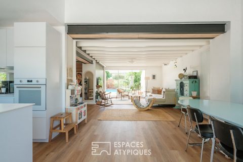 A country feel in the city: charming house and swimming pool