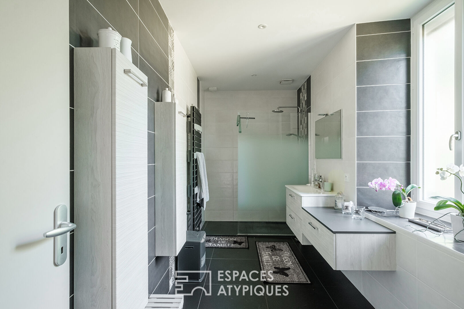 Renovated character property and its landscaped park