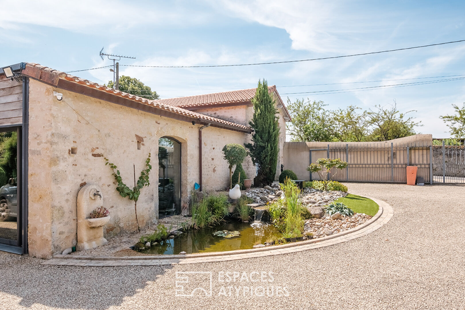 Villa contemporaine aux accents méditerranéens