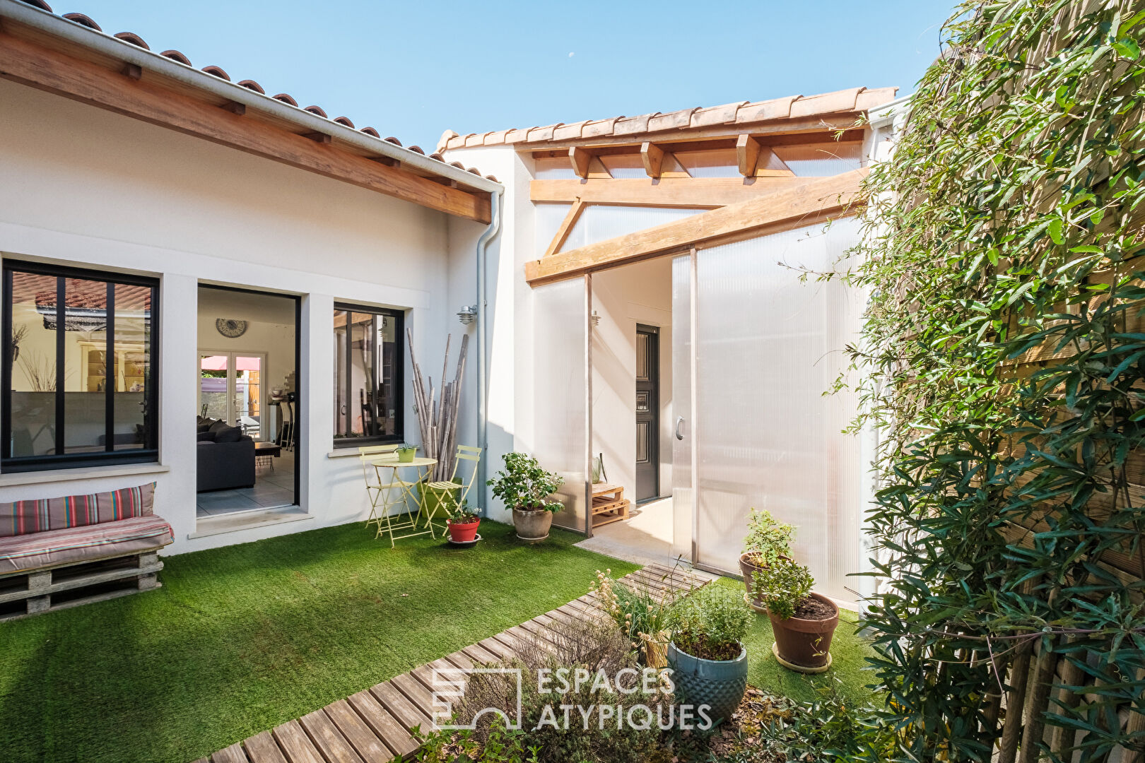 House in the Rétais style, a haven of serenity with “seaside” charm