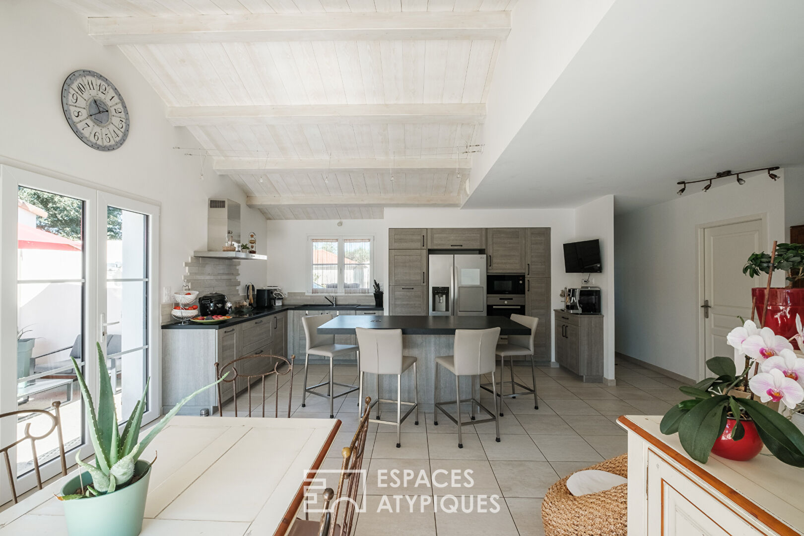 House in the Rétais style, a haven of serenity with “seaside” charm