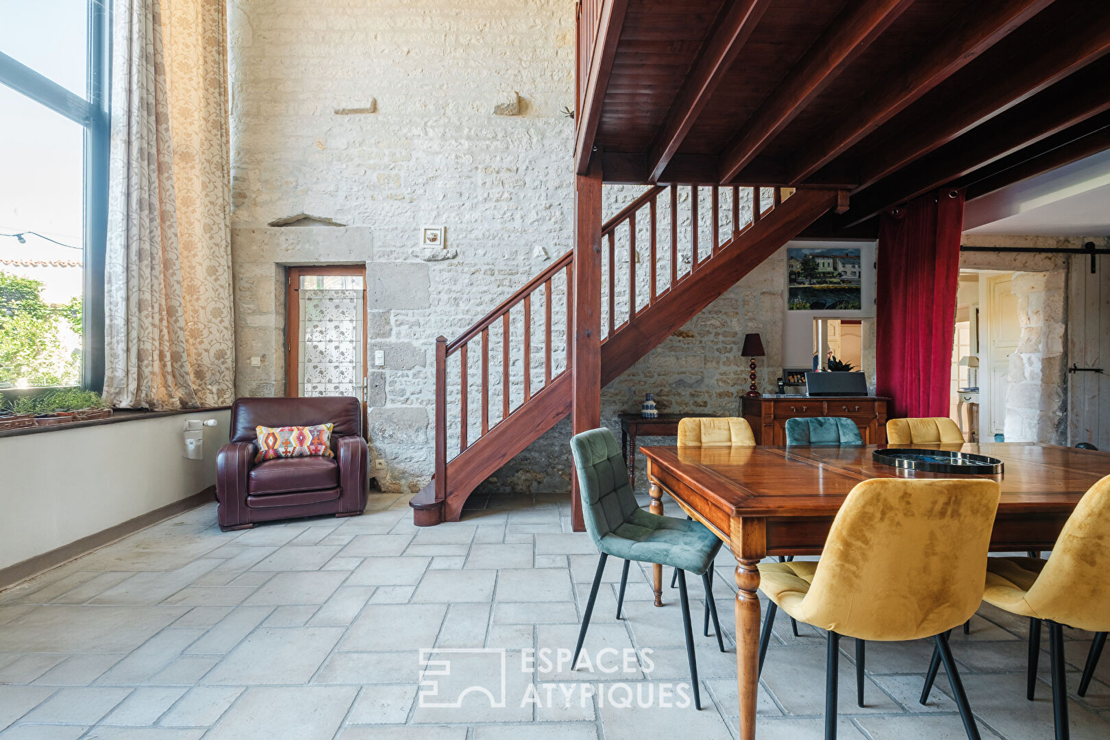 Charming house with a contemplative view of the Sèvre