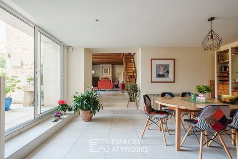 Maison du XVe siècle et son jardin poétique