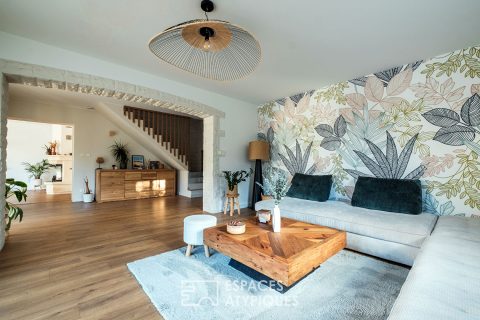 Maison familiale entre luminosité et charme près de Magné