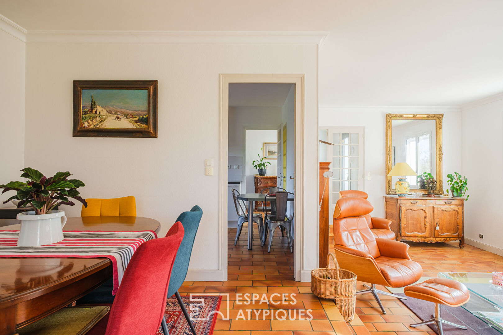 Maison au charme bucolique, et au plain-pied rythmé aux portes de Niort