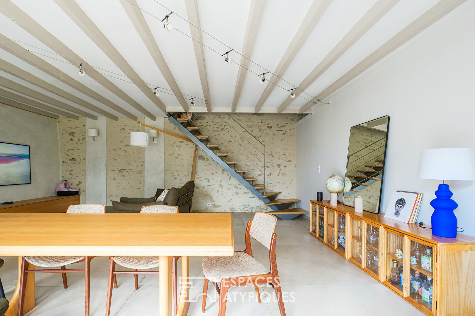 Longère rénovée avec piscine au calme