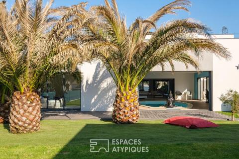 Contemporaine avec piscine intérieure aux portes de Niort