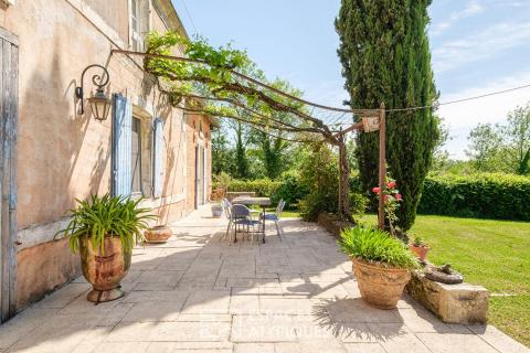 Demeure d&rsquo;exception rénovée : l&rsquo;esprit bastide en terre deux-sévrienne