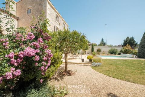 Charmant moulin ancien attenant à sa maison