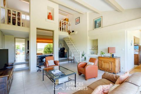 Maison d&rsquo;architecte avec vue panoramique aux portes de la ville