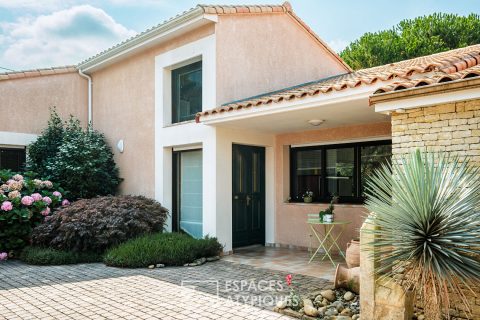 Villa d’architecte au cadre enchanteur