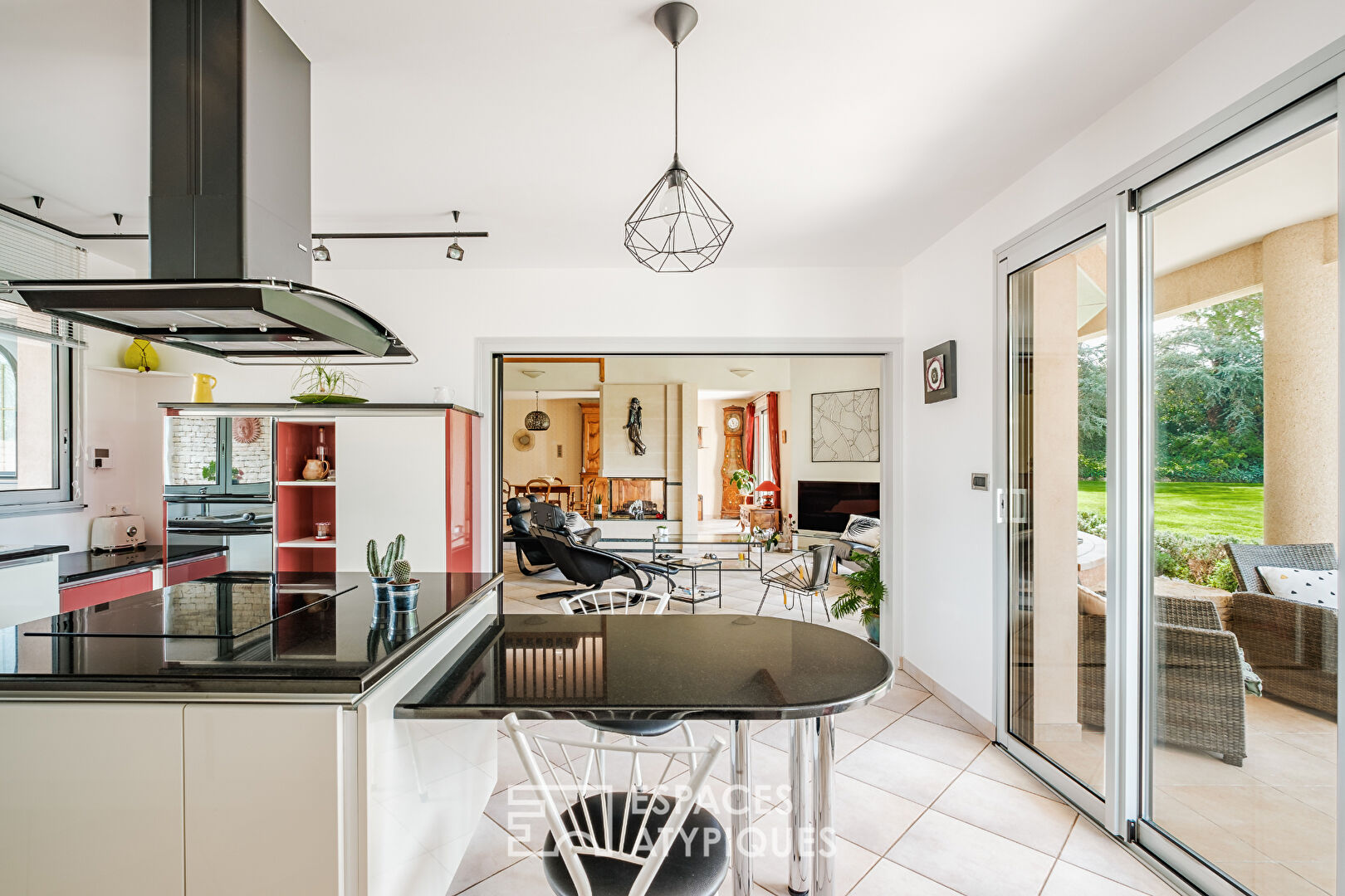 Villa d’architecte au cadre enchanteur