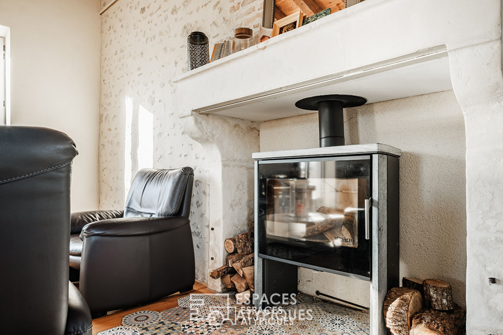 Two houses for this charming Poitevin property