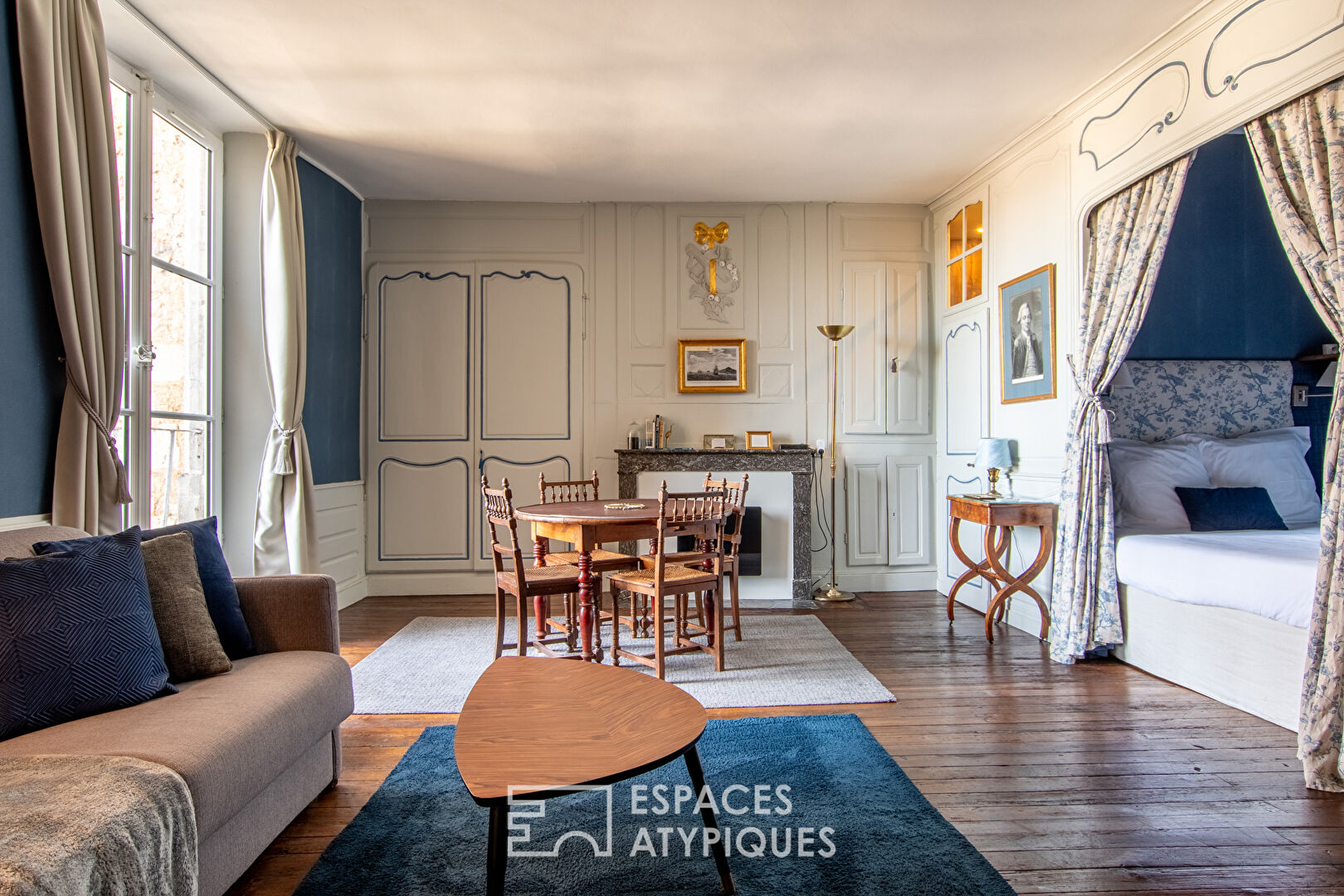 Demeure du XVIIIe avec appartements de prestige, en coeur de ville