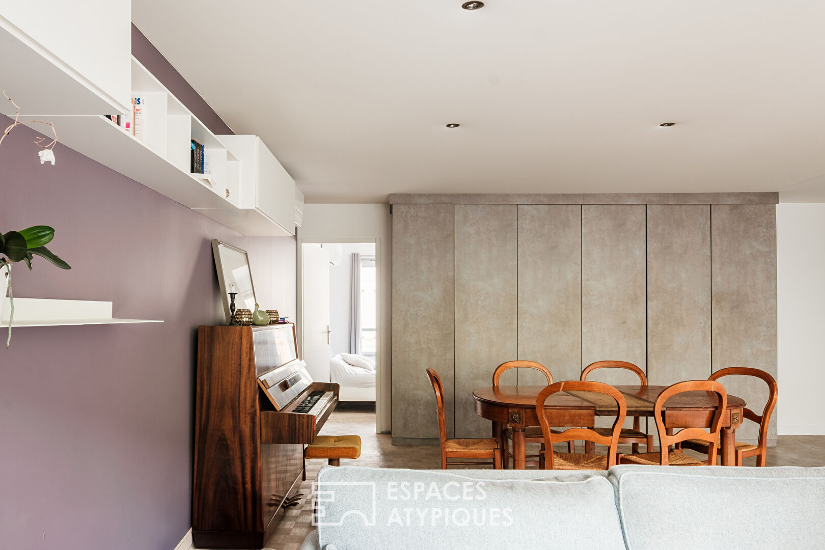 Top floor apartment with terrace in the heart of Poitiers