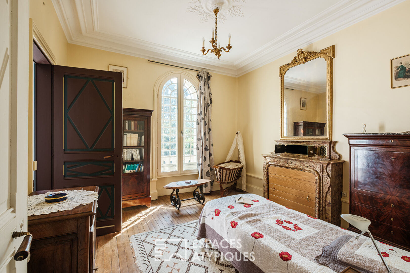 Villa d’inspiration Palladienne avec vue sur Abbaye