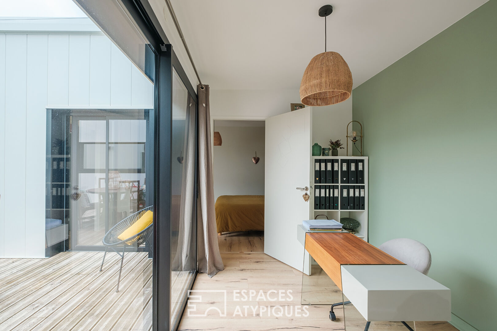 Loft contemporain avec piscine