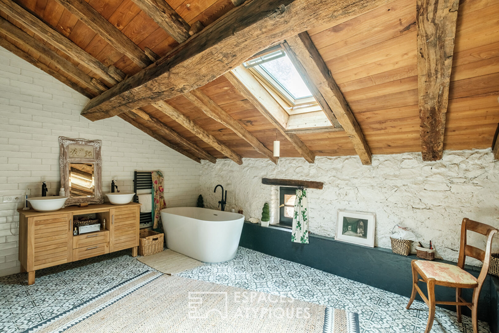 Maison de caractère du XVe, une ode à l’authenticité