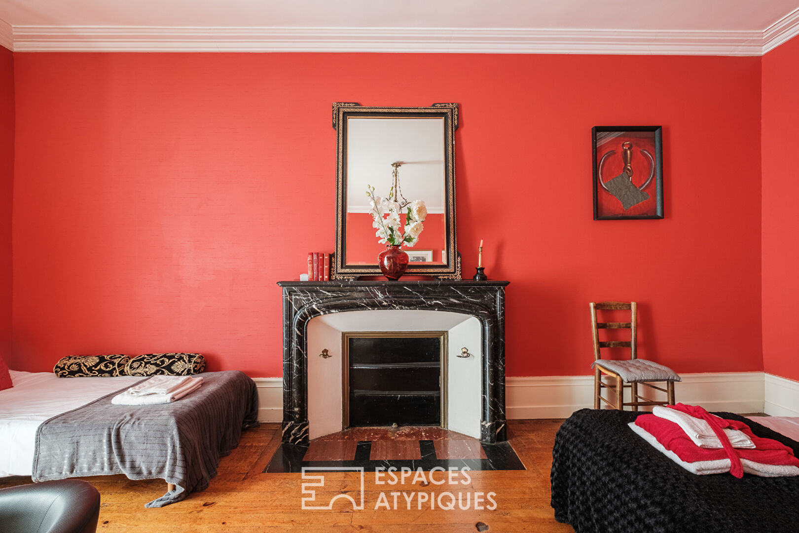 18th century mansion in the heart of the city