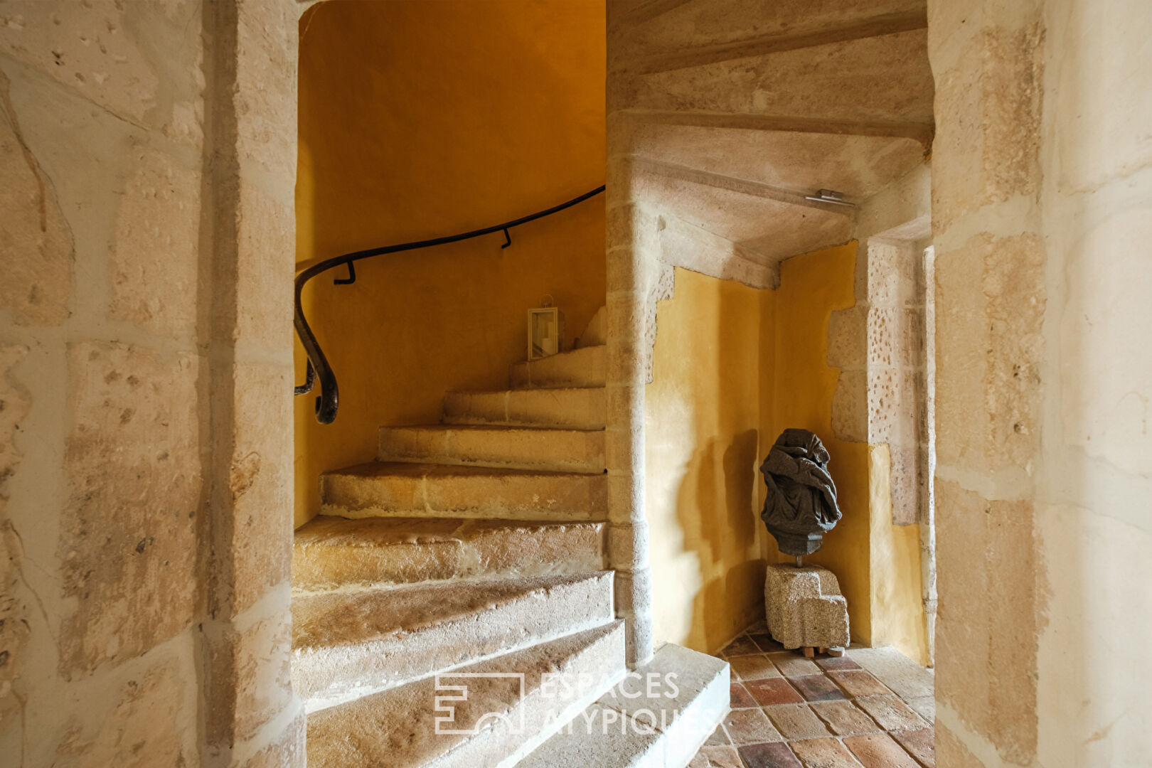 Manoir Historique près de Poitiers