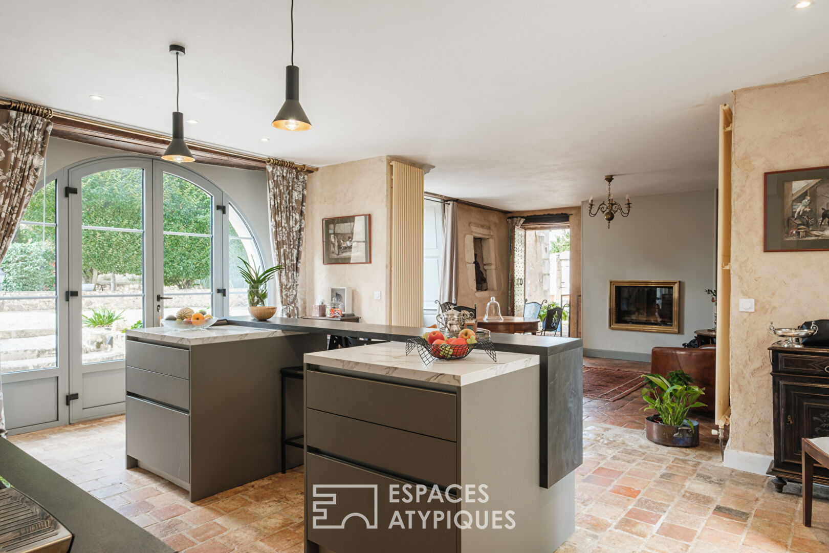 Manoir Historique près de Poitiers