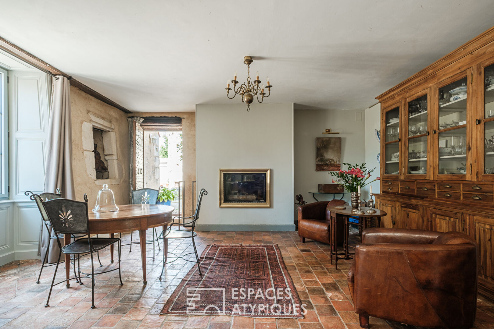 Manoir Historique près de Poitiers