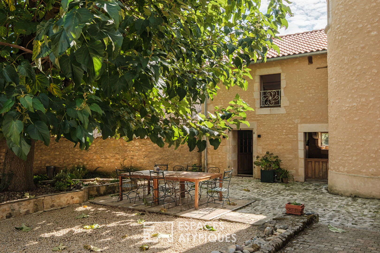 Manoir Historique près de Poitiers