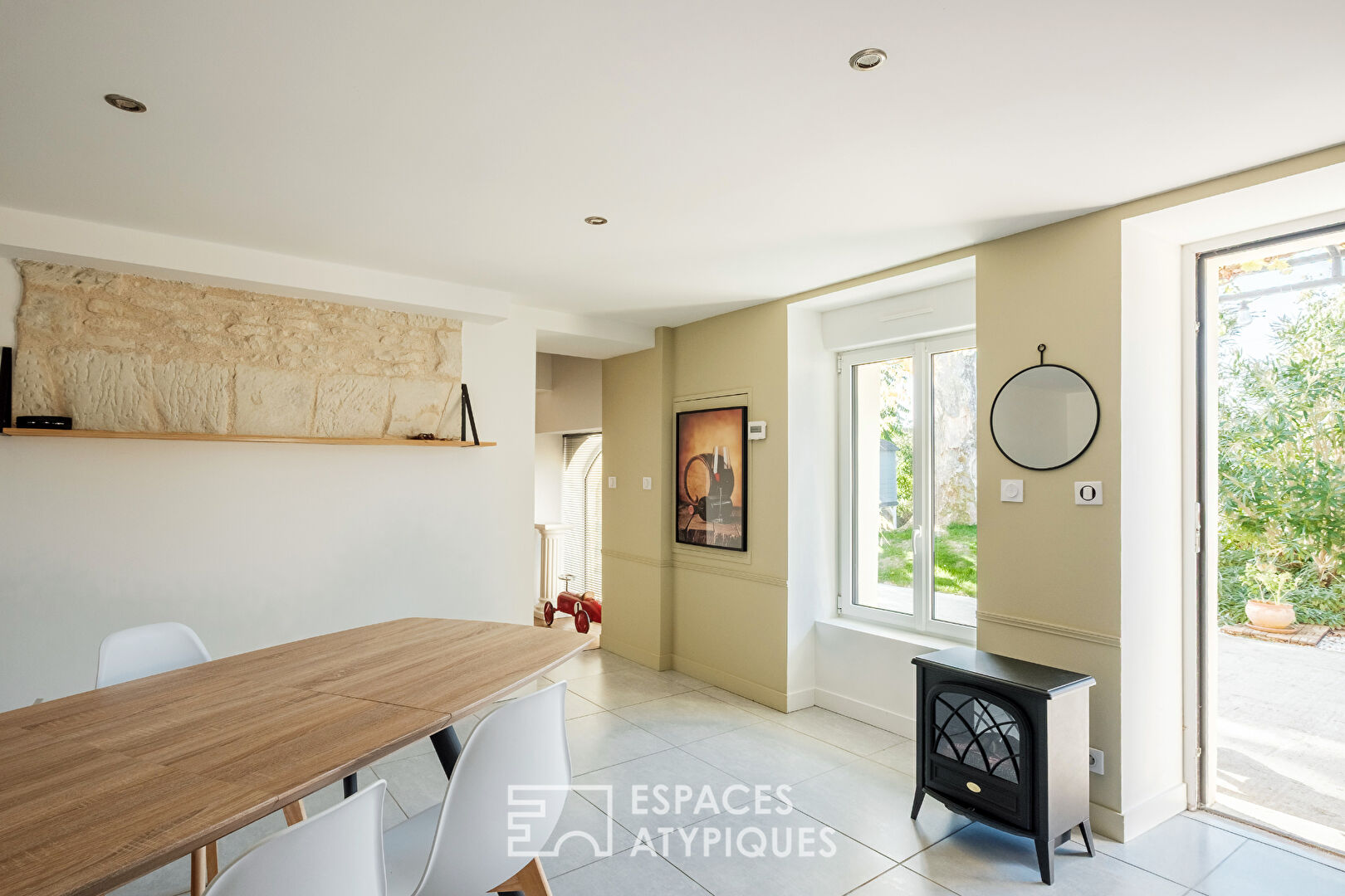 Longère rénovée avec charme et modernité