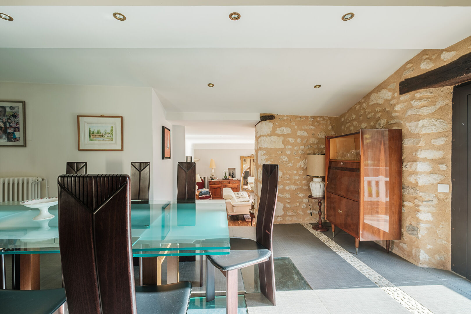 Moulin du XVe Siècle Réinventé aux Portes de Poitiers