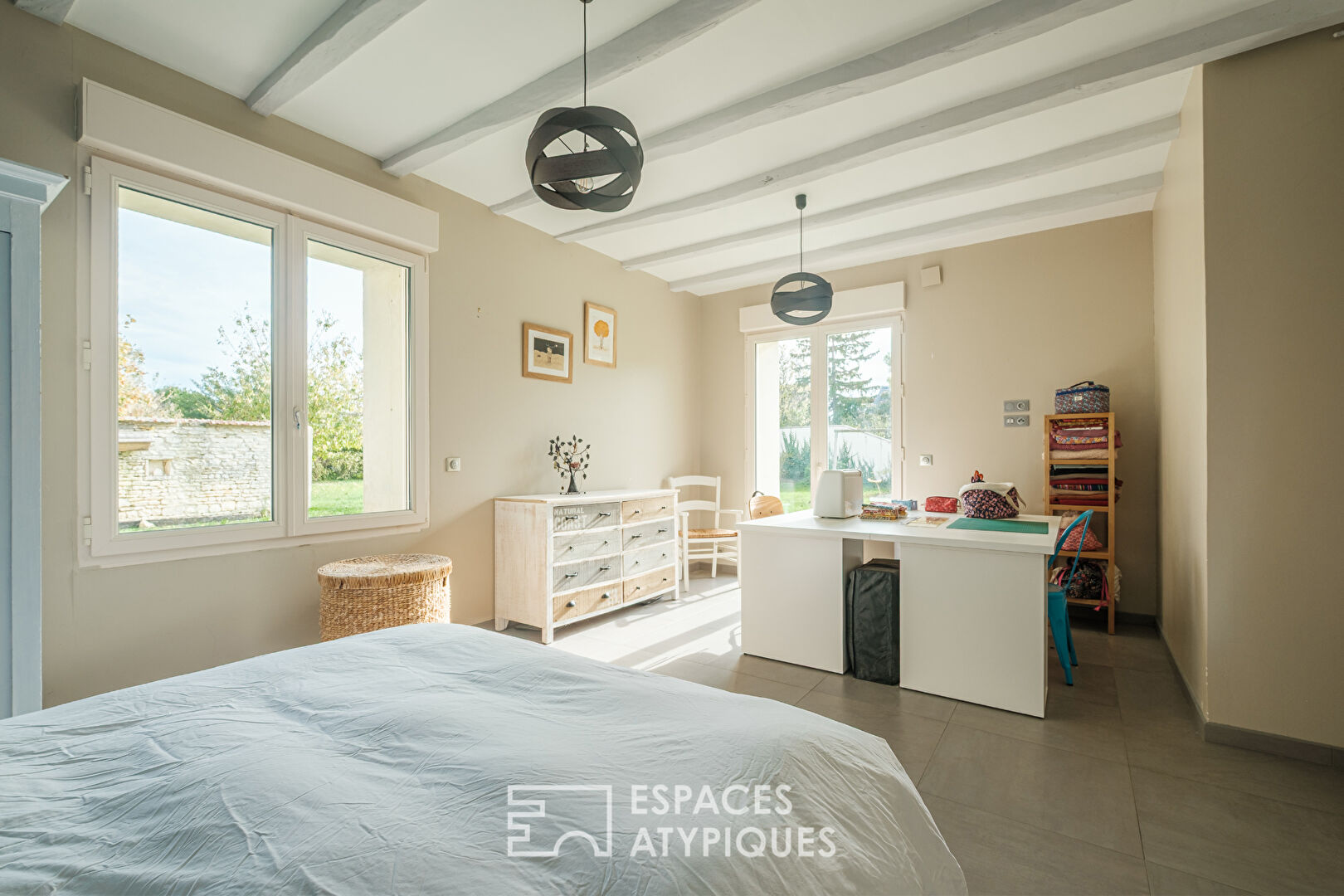 Spacieuse maison familiale pleine de charme proche Poitiers