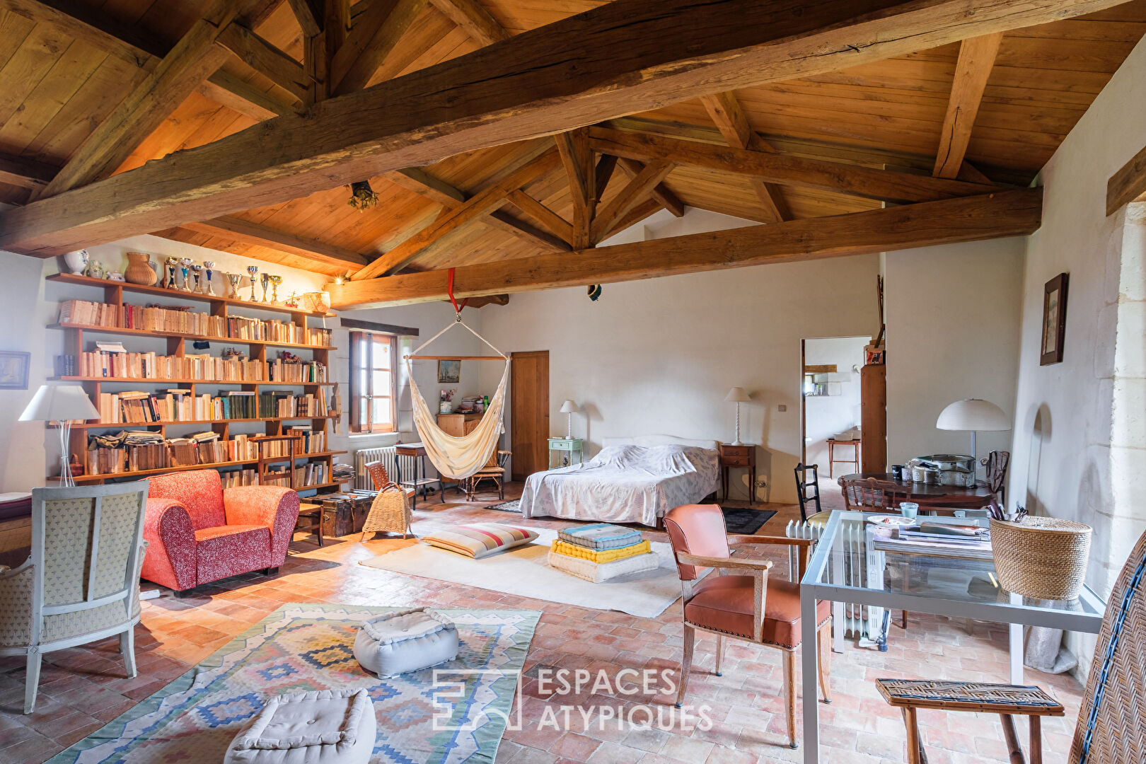 Propriété d&rsquo;exception avec deux maisons et parc au nord de la Vienne