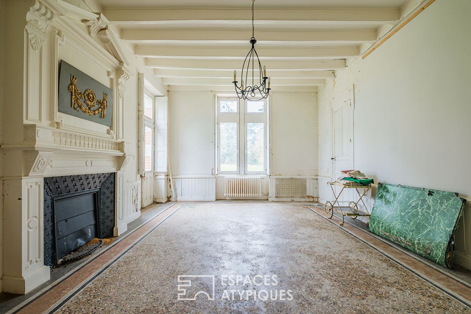 Propriété d&rsquo;exception avec deux maisons et parc au nord de la Vienne