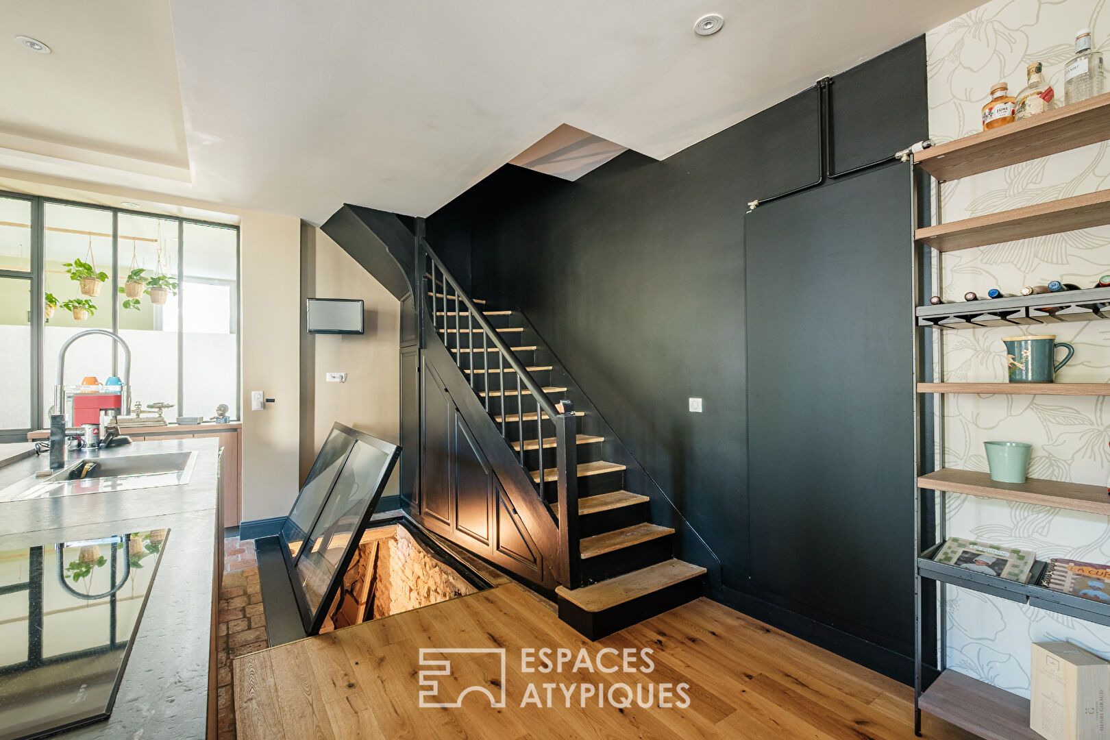 Maison en pierre avec sa rénovation contemporaine, en hyper-centre