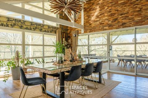 Maison d&rsquo;architecte avec piscine en surplomb de rivière