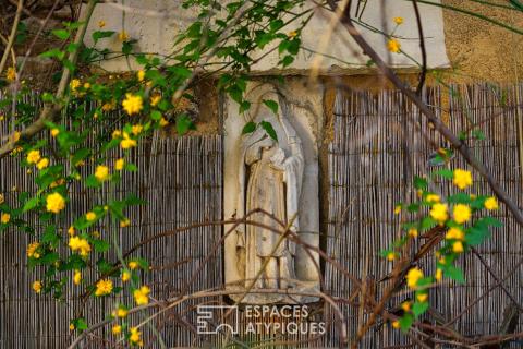 Maison de ville avec cour intérieure et garage, quartier de la Cathédrale