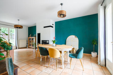 Maison familiale avec jardin boisé aux portes de Poitiers