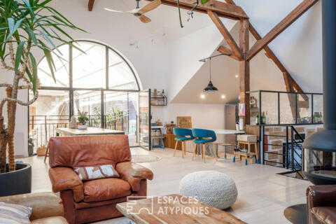 Loft d’exception sous les toits avec terrasse et garage