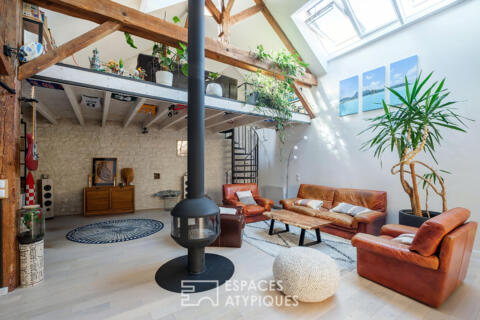 Loft d&rsquo;exception sous les toits avec terrasse et garage