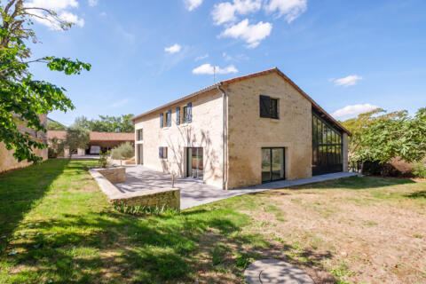 Charmante maison familiale en pierre à l&rsquo;ouest de Poitiers