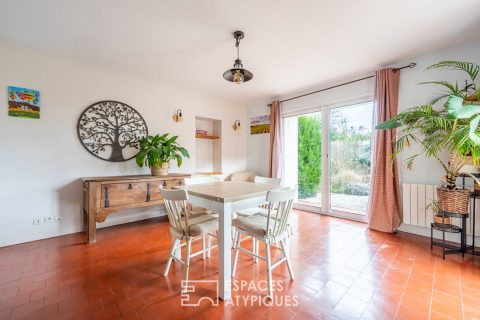 Maison de campagne rénovée avec jardin clos et dépendance
