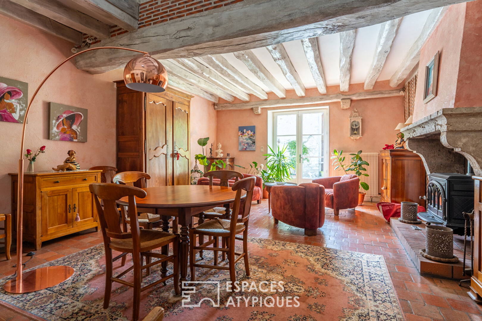 Ancienne maison vigneronne rénovée en coeur de village